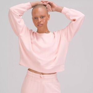 LULULEMON Softstreme Perfectly Oversized Cropped Crew